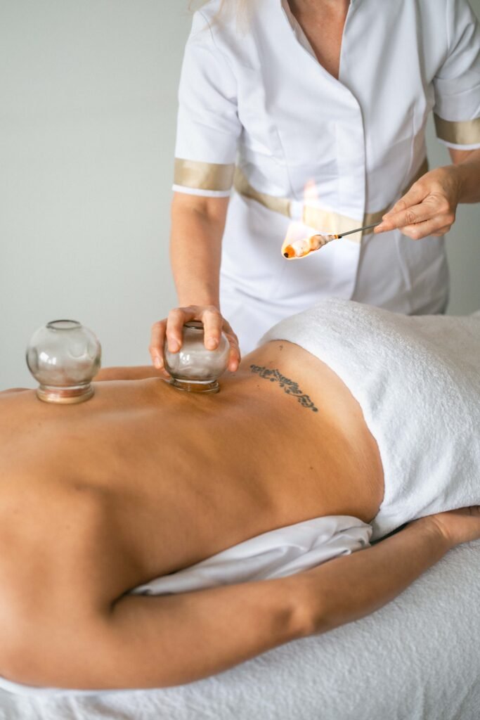 massage aux ventouses chaudes à Rueil-Malmaison